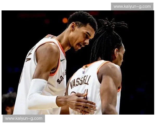 圣城长塔对阵克城铁骑：文班亚马与米切尔的未来之战，谁才是真正的赢家？